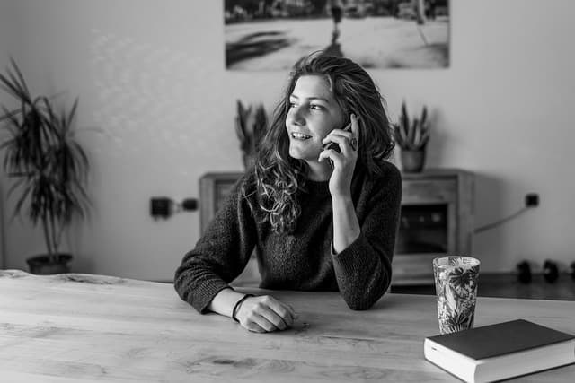 Comment la réalité augmentée transforme les appels téléphoniques